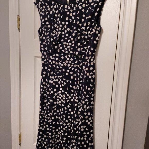 Laura Petites size 4,  moon pattern sleeveless dress - Picture 1 of 7
